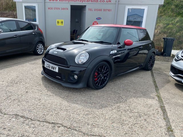 2011 61 MINI Hatch John Cooper Works 1.6 JOHN COOPER WORKS 3d 211 BHP