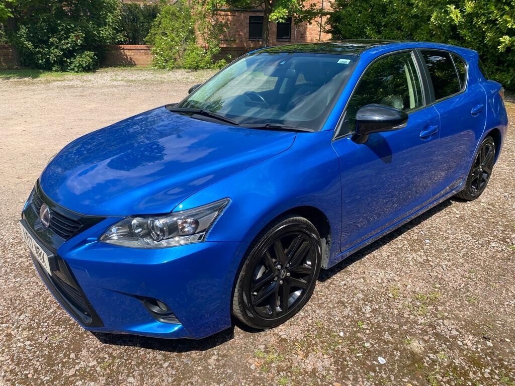 View our LEXUS CT