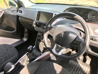 USED 2014 14 PEUGEOT 2008 1.2 ACTIVE 5d 82 BHP GREAT VALUE LOW MILEAGE WITH FULL SERVICE HISTORY !