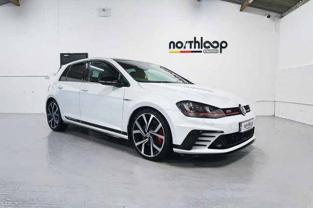 2016 66 Volkswagen Golf 2.0 GTI CLUBSPORT EDITION 40 DSG 5d 261 BHP