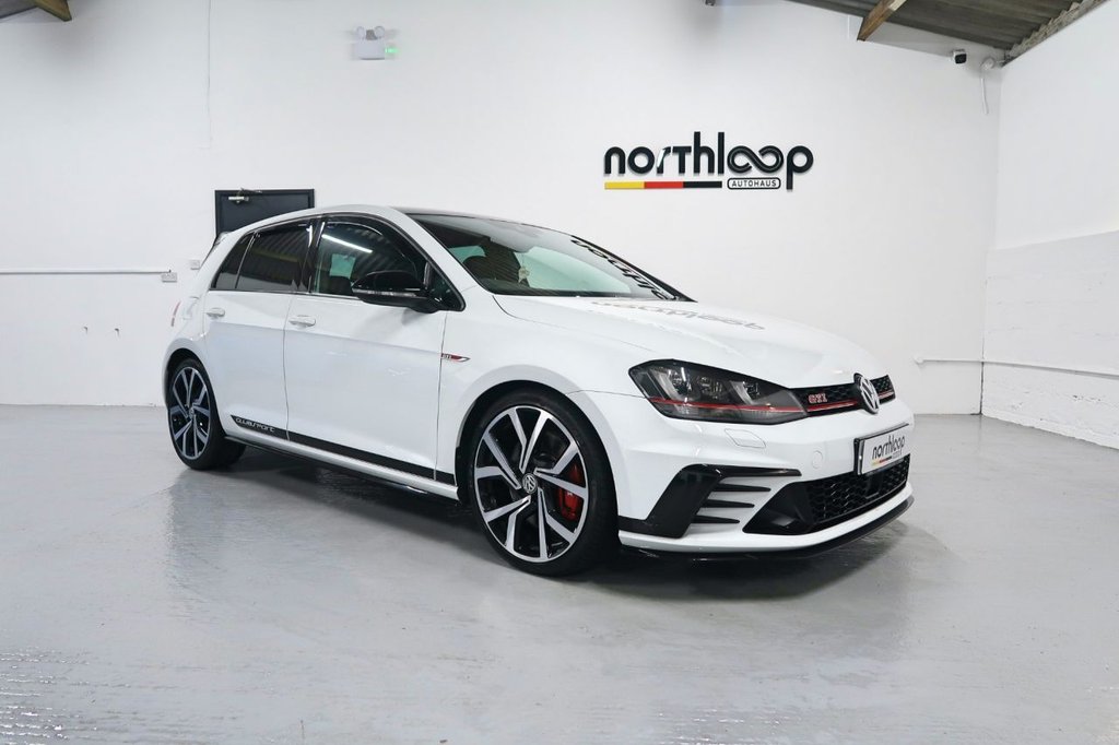 View our VOLKSWAGEN GOLF