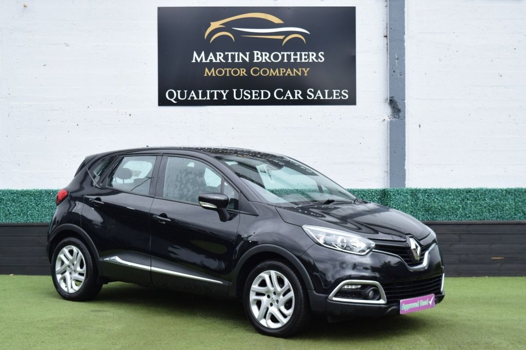 View our RENAULT CAPTUR