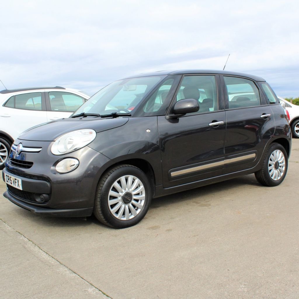 View our FIAT 500L