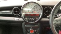 USED 2012 12 MINI CLUBMAN 1.6 ONE D 5d 90 BHP * NAVIGATION * PAN ROOF * PARKING SENSORS * FRONT SPORT SEATS * PEPPER PACK *