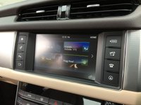 USED 2018 18 JAGUAR XF 2.0 D PRESTIGE 4d 161 BHP 