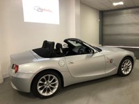 USED 2005 55 BMW Z4 2.0 Z4 SE ROADSTER 2d 148 BHP ** 1 OWNER * 20K MILES ONLY *  FRESH MOT  * 2 KEYS *  HEATED  FRONT SEATS * PARKING SENSORS *