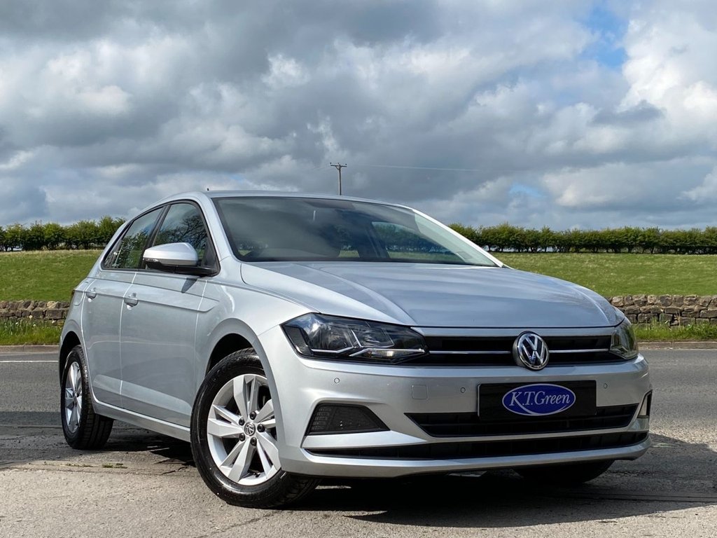 View our VOLKSWAGEN POLO