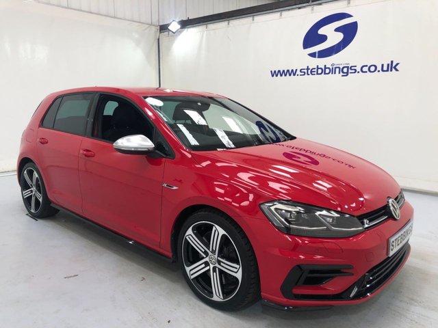 2018 68 VOLKSWAGEN GOLF 2.0 R TSI 5d 306 BHP