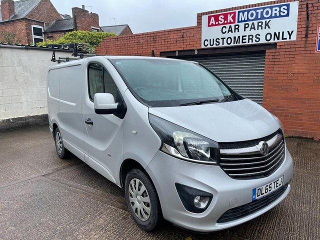 View our VAUXHALL VIVARO