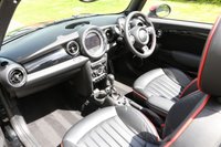 USED 2015 15 MINI CONVERTIBLE 1.6 JOHN COOPER WORKS 2d 208 BHP CHILI, NAV, H/K, AUTO, BIXENON