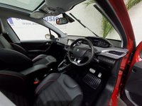 USED 2016 66 PEUGEOT 208 1.2 PURETECH S/S GT LINE 5d 110 BHP &pound;20 ROAD TAX STUNNING EXAMPLE 1 OWNER FSH