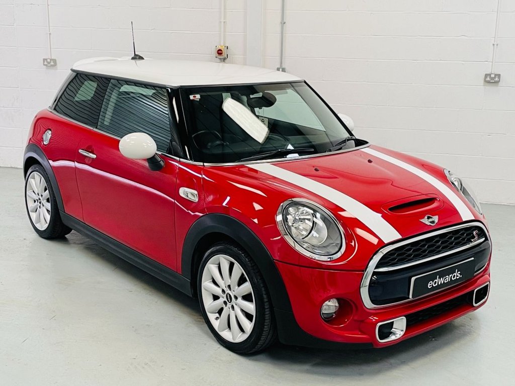 View our MINI HATCH COOPER