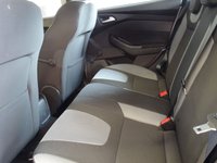 USED 2012 62 FORD FOCUS 1.6 ZETEC  ESTATE  AUTOMATIC.......LOW MILES