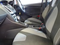 USED 2012 62 FORD FOCUS 1.6 ZETEC  ESTATE  AUTOMATIC.......LOW MILES