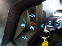 USED 2012 62 FORD FOCUS 1.6 ZETEC  ESTATE  AUTOMATIC.......LOW MILES