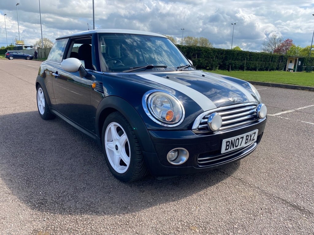 View our MINI HATCH COOPER