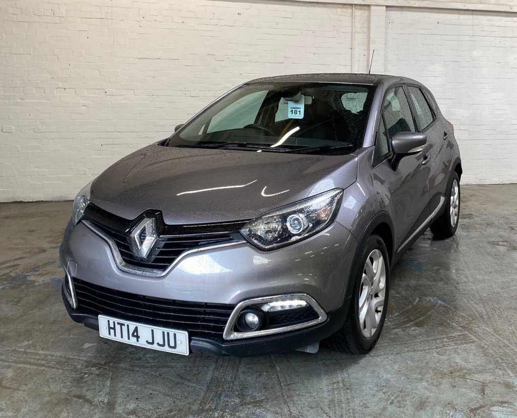 View our RENAULT CAPTUR