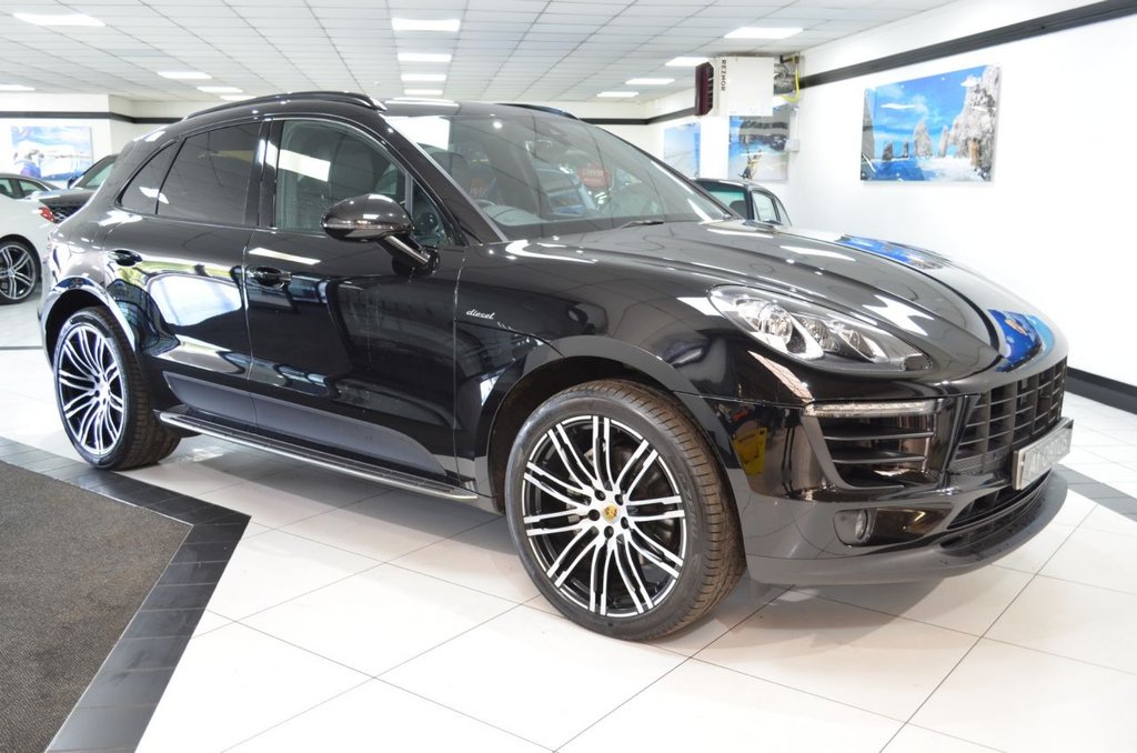 View our PORSCHE MACAN