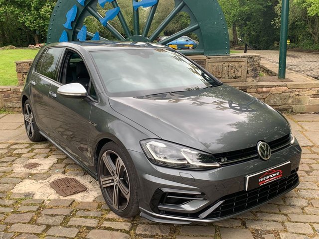 2020 70 Volkswagen Golf 2.0 R TSI 4MOTION DSG 5d 296 BHP
