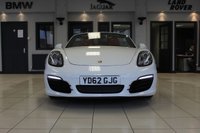 USED 2012 62 PORSCHE BOXSTER 3.4 24V S PDK 2d AUTO 315 BHP FINISHED IN STUNNING WHITE, WITH BEAUTIFULLY CONTRASTING RED ROOF AND FULL RED LEATHER SPORTS SEATS AND UPHOLSTERY + THOUSANDS OF POUNDS OF ADDITIONAL SPECIFICATION + IMPECCABLE SERVICED AND COMES WITH A FULLY DOCUMENTED PORSCHE SERVICE HISTORY + SATELLITE NAVIGATION + PDK DUAL CLUTCH AUTO +  BLUETOOTH CONNECTIVITY + SPORT EXHAUST SYSTEM + BOSE SURROUND SOUND SPEAKER SYSTEM + PORSCHE COMMUNICATION MANAGEMENT + 2-ZONE CLIMATE CONTROL + AUTOMATIC XENON HEADLIGHTS + CRUISE CONTROL + ECO STOP/START