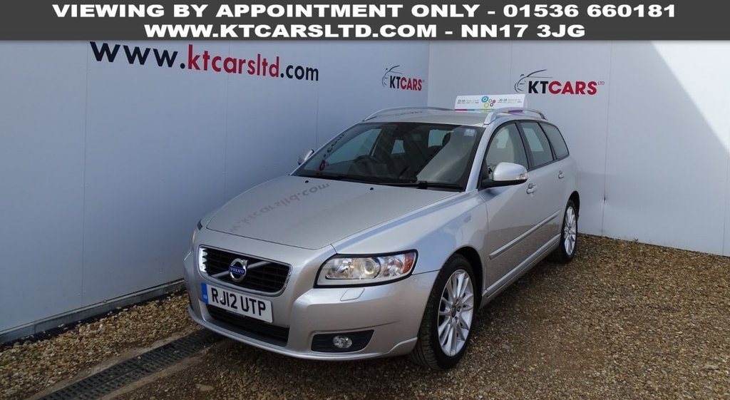 View our VOLVO V50