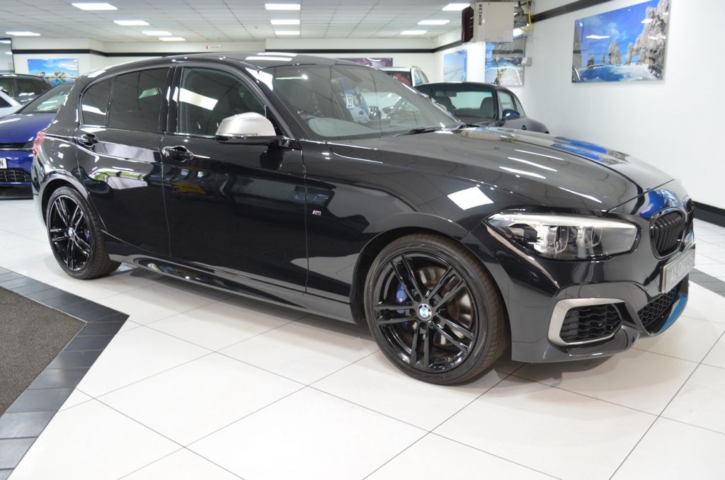 View our BMW 1 SERIES