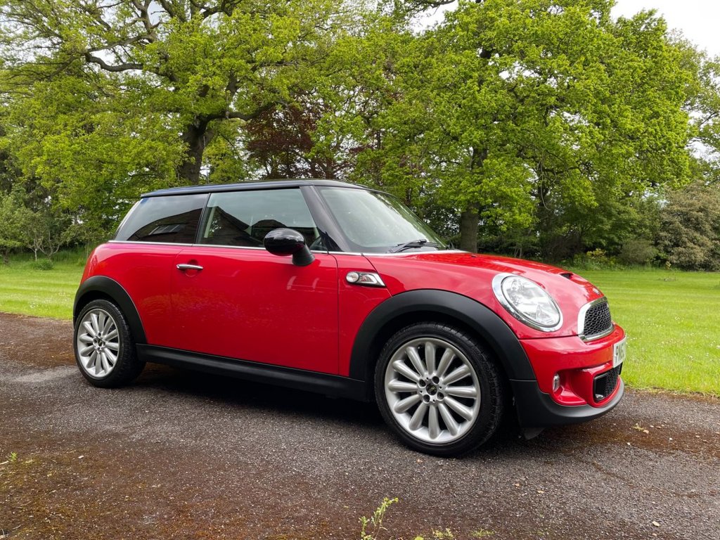 View our MINI HATCH COOPER