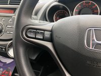 USED 2012 12 HONDA JAZZ 1.3 I-VTEC ES 5d 99 BHP Azure Blue Metallic Paint + Great Service History