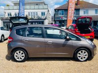 USED 2013 62 HONDA JAZZ 1.3 I-VTEC ES 5d 98 BHP Titanium Metallic Paint + Air Con & Service History