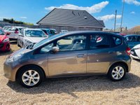 USED 2013 62 HONDA JAZZ 1.3 I-VTEC ES 5d 98 BHP Titanium Metallic Paint + Air Con & Service History