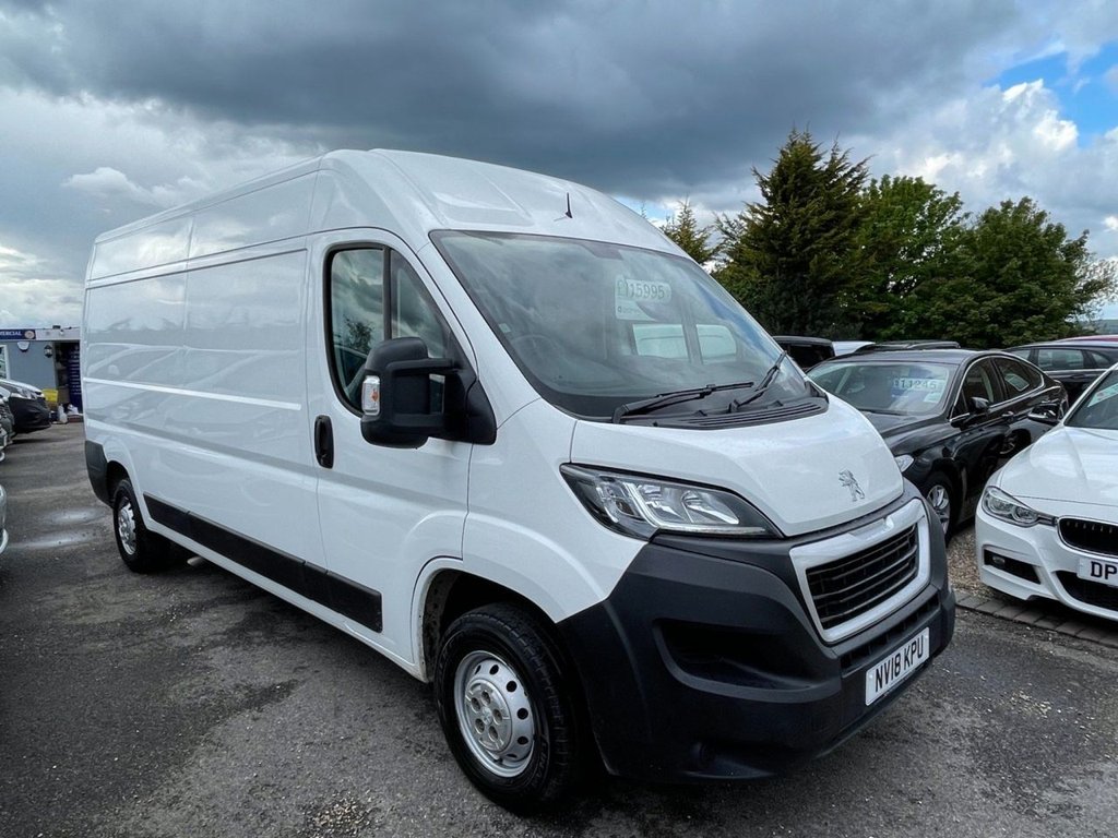 View our PEUGEOT BOXER