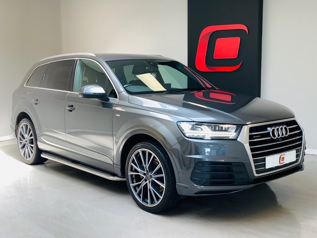 View our AUDI Q7