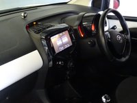 USED 2016 16 TOYOTA AYGO 1.0 VVT-I X-PRESSION 5d  X-WAVE ROOF     &pound;895 option