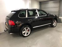 USED 2006 06 PORSCHE CAYENNE 4.5 TURBO S 5d 514 BHP * NAVIGATION *20 INCH ALLOYS *  MOT NOV * 55K MILES ONLY * CLIMATE CONTROL * PARKING SENSORS *