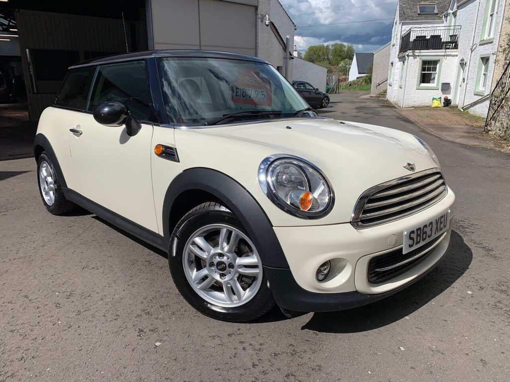 View our MINI HATCH COOPER