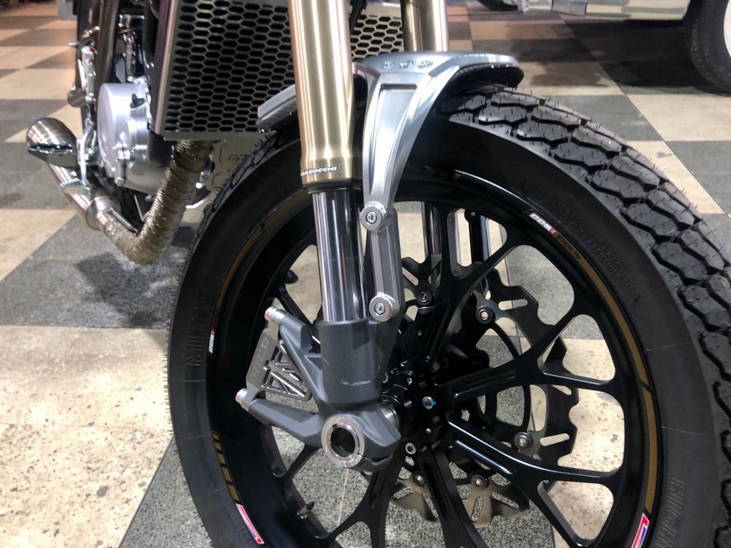 USED 2020 70 CCM SPITFIRE STEALTH SIX LTD // 600cc // Px swap 