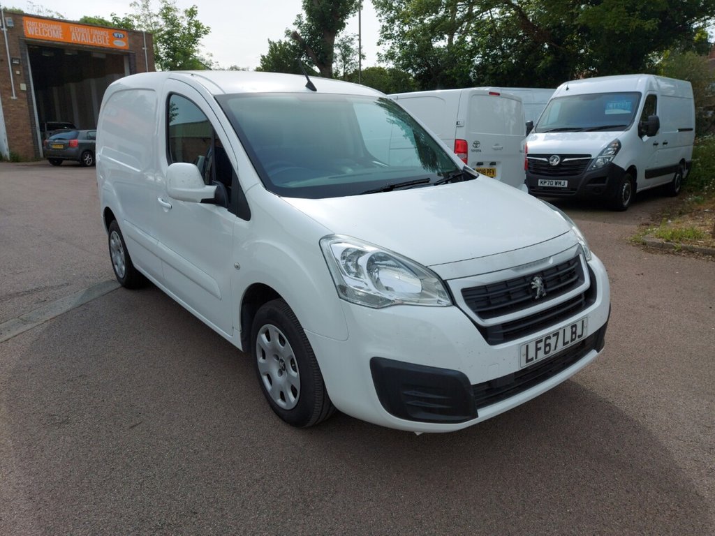 View our PEUGEOT PARTNER