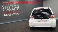 USED 2011 61 TOYOTA AYGO 1.0 VVT-I GO 3d 67 BHP TOM TOM SAT NAV