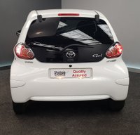 USED 2011 61 TOYOTA AYGO 1.0 VVT-I GO 3d 67 BHP TOM TOM SAT NAV
