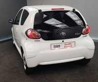 USED 2011 61 TOYOTA AYGO 1.0 VVT-I GO 3d 67 BHP TOM TOM SAT NAV