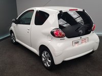 USED 2011 61 TOYOTA AYGO 1.0 VVT-I GO 3d 67 BHP TOM TOM SAT NAV