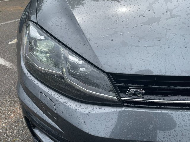 View our VOLKSWAGEN GOLF