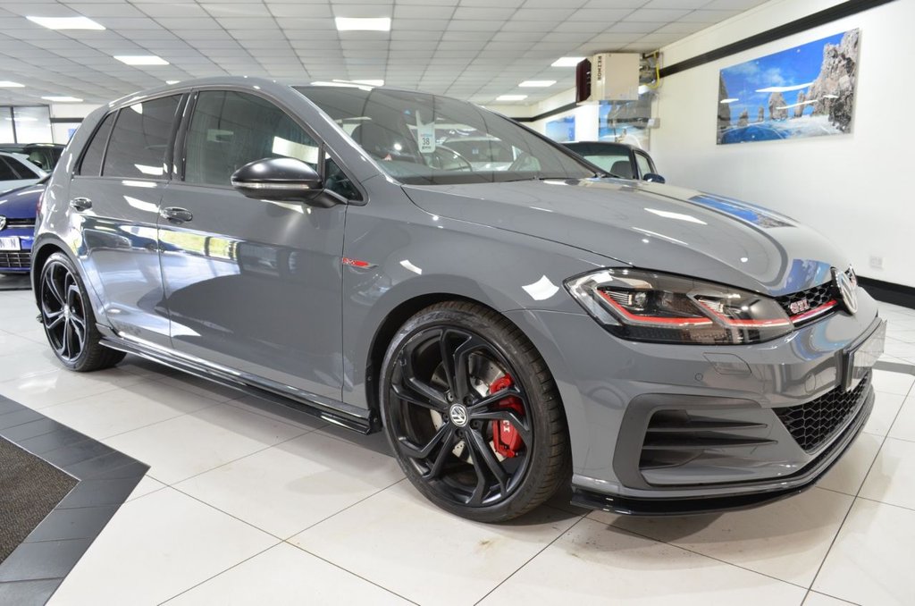 View our VOLKSWAGEN GOLF