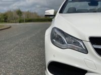 USED 2013 13 MERCEDES-BENZ E-CLASS 2.1 E220 CDI AMG SPORT 2d 170 BHP CONVERTIABLE AUTO Command Sat Nav Full Leather
