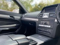 USED 2013 13 MERCEDES-BENZ E-CLASS 2.1 E220 CDI AMG SPORT 2d 170 BHP CONVERTIABLE AUTO Command Sat Nav Full Leather