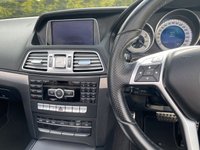 USED 2013 13 MERCEDES-BENZ E-CLASS 2.1 E220 CDI AMG SPORT 2d 170 BHP CONVERTIABLE AUTO Command Sat Nav Full Leather