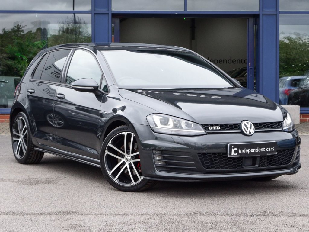 View our VOLKSWAGEN GOLF