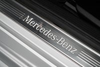 USED 2017 66 MERCEDES-BENZ C CLASS 2.1 C 220 D AMG LINE PREMIUM PLUS 2d 168 BHP 
