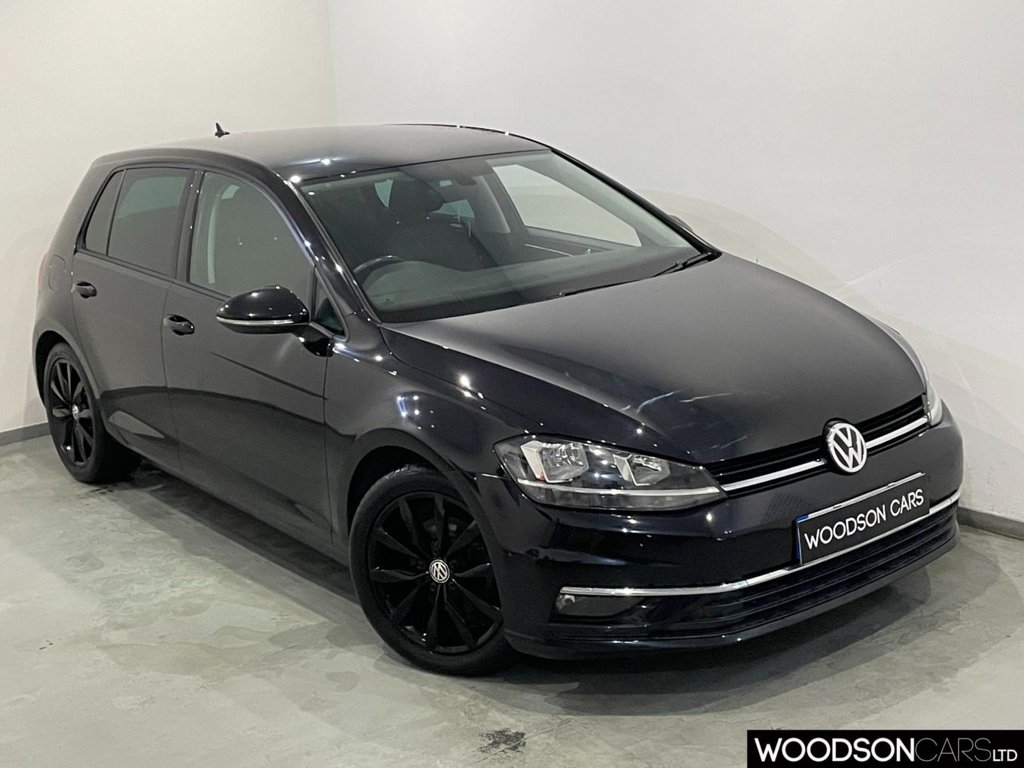 View our VOLKSWAGEN GOLF