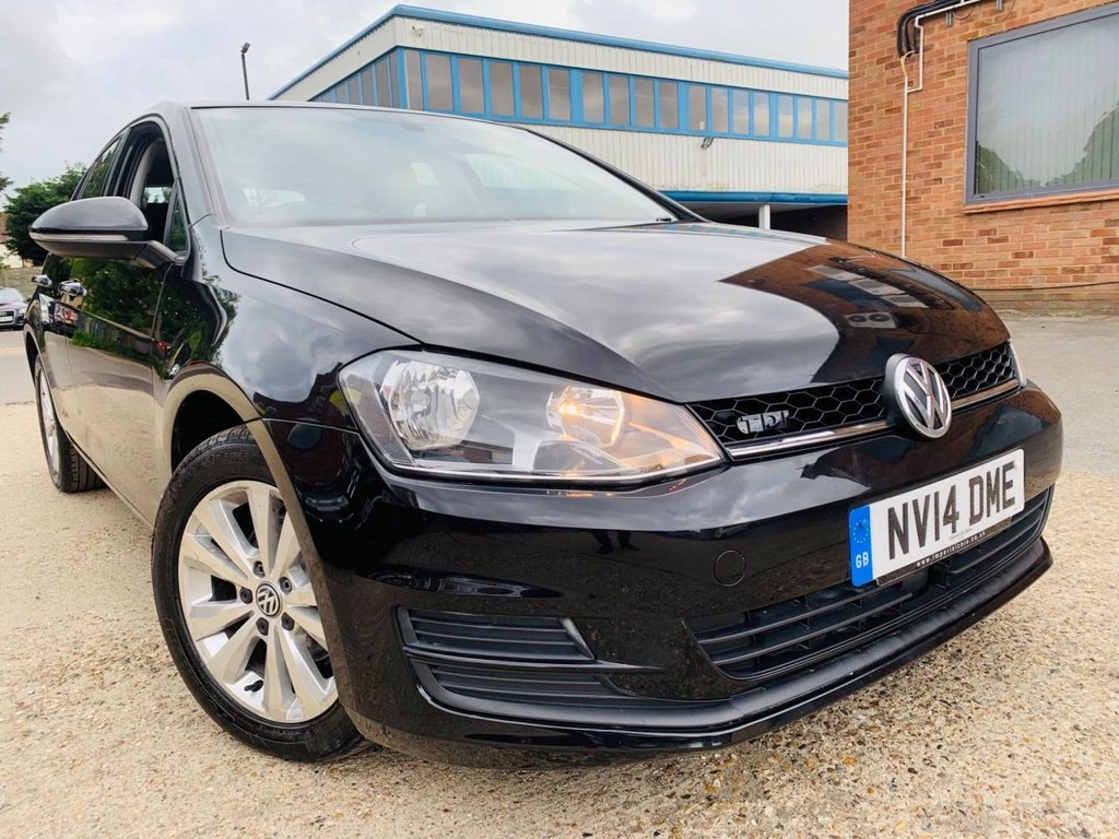 View our VOLKSWAGEN GOLF
